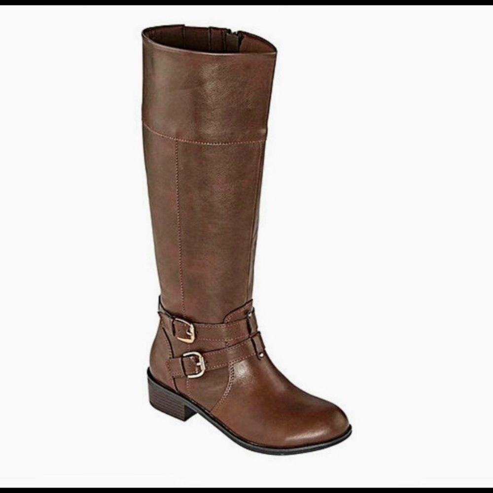 Riding boots